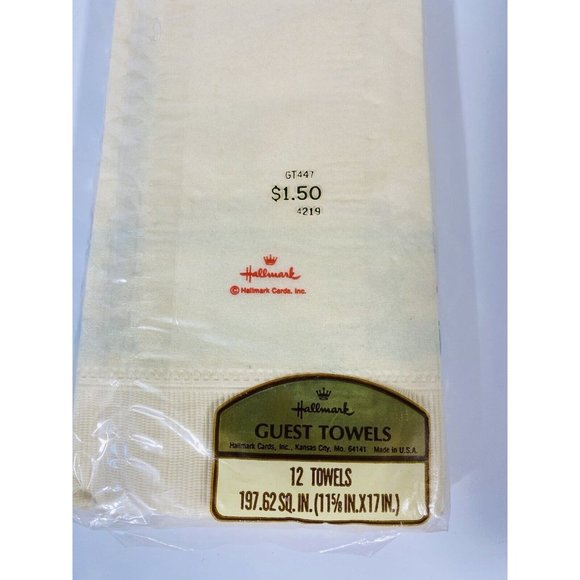 Vintage Hallmark Christmas Poinsettia Guest Towels Napkins 12 ct NOS Holiday USA - Picture 8 of 8